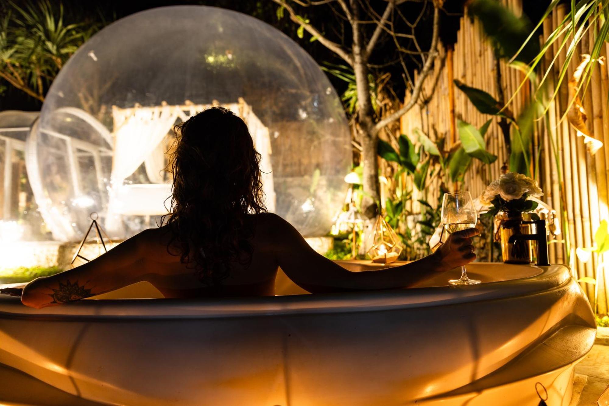 Bubble Nyang Nyang - Adults Only Uluwatu (Bali)